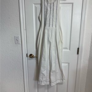 Chic White Maxi Dress with Blue Accents